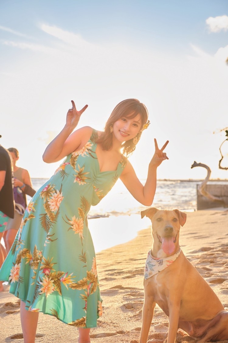 成瀬心美デビュー15周年記念写真集『coco』より