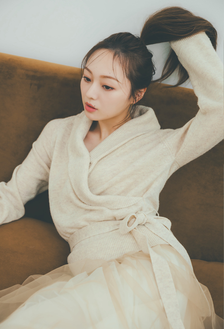 『美しくありたい』 より