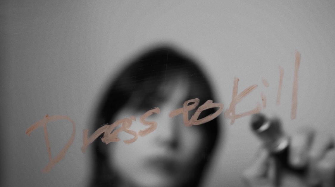 『Dress to Kill』ティーザー