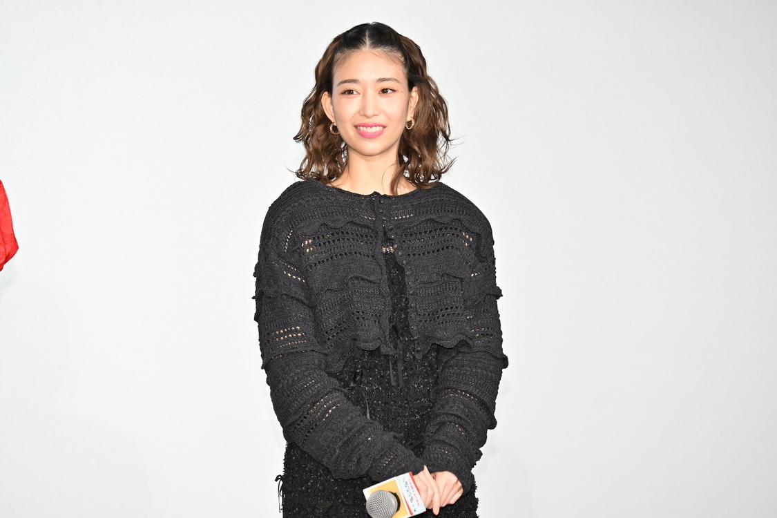 ©2024映画『ある閉ざされた雪の山荘で』製作委員会  ©東野圭吾／講談社