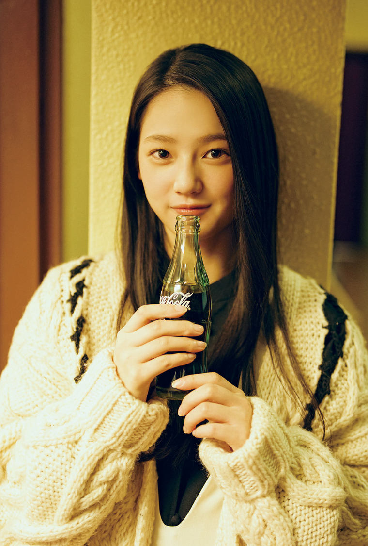 『blt graph.vol.98』セブンネットショッピング購入特典ポストカード【吉本此那（僕が見たかった青空）】