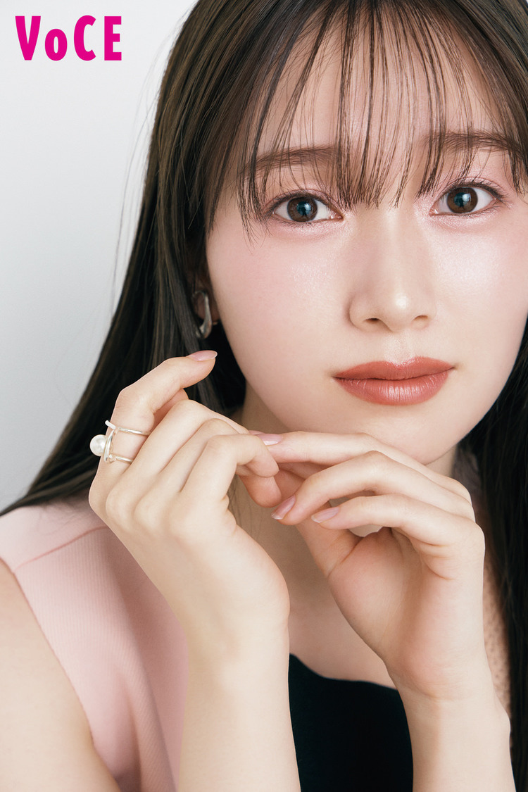 守屋麗奈『VOCE』2024年3月号