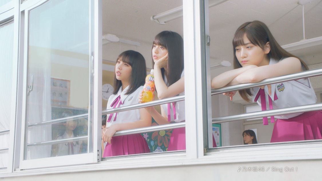 新TVCM「ファンタ坂学園 みんなでぶっちゃけボトル」篇より