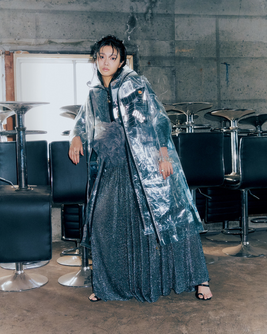 『装苑』2024年3月号より（撮影：杉田拓（Y’s C））