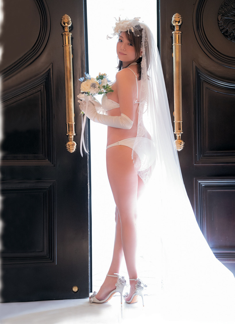 篠崎愛クリアファイル『ヤングチャンピオン』（Ⓒ中村和孝（秋田書店））