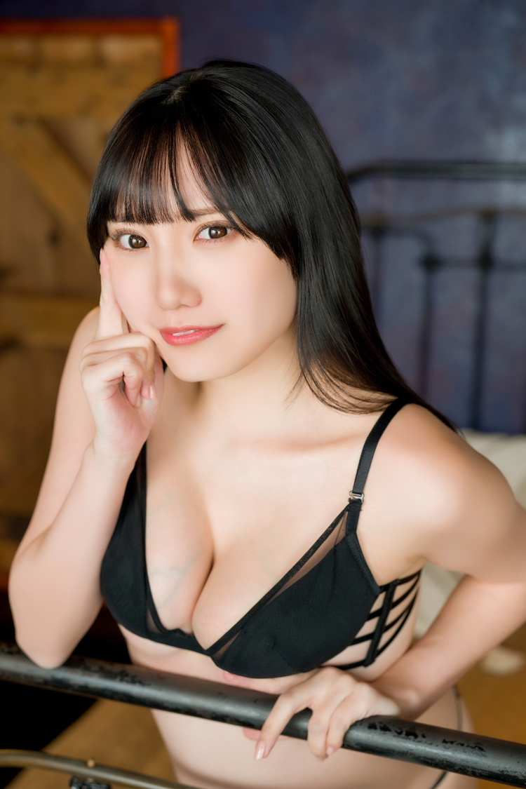 1stデジタル写真集『This isにのまえ』より