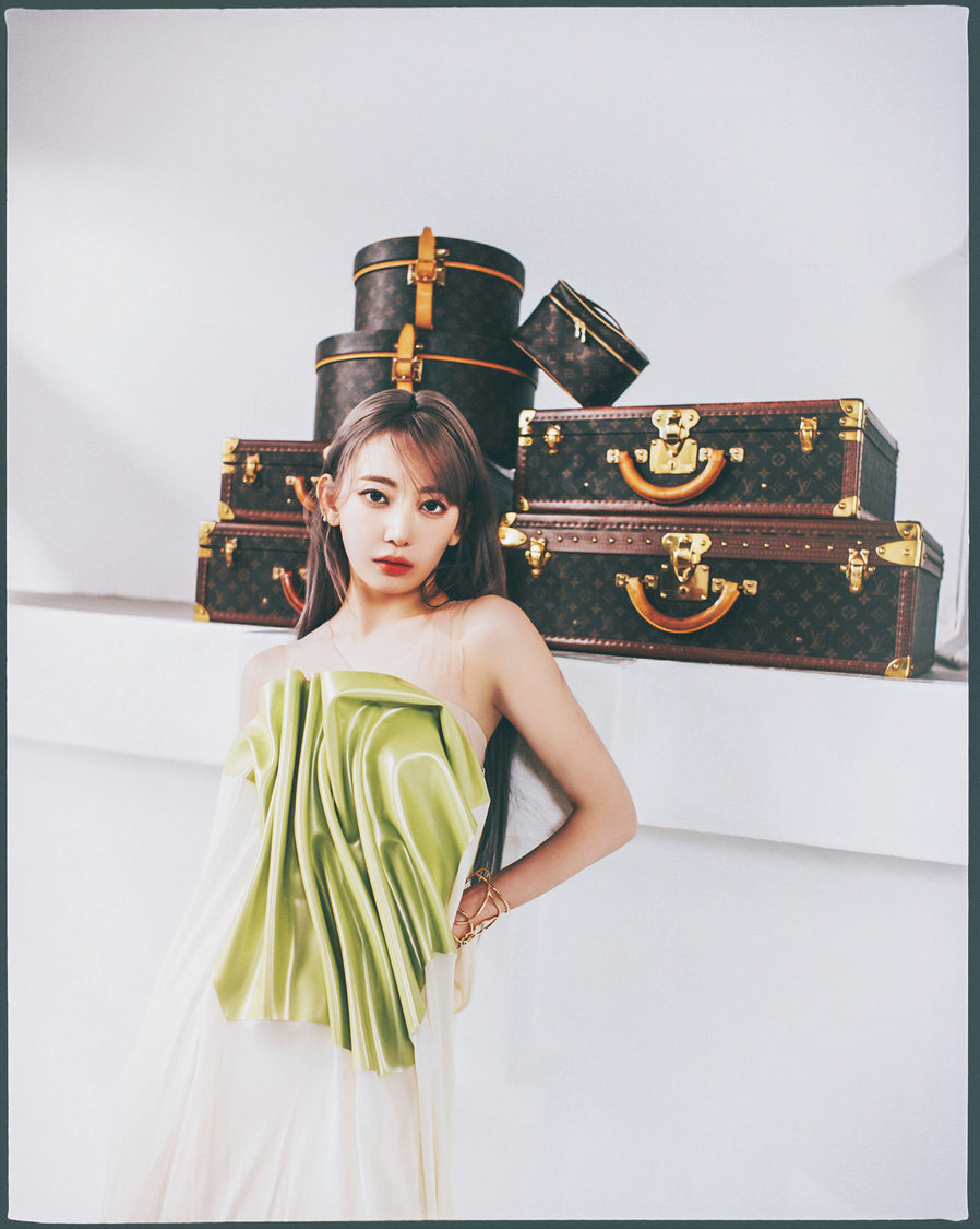 宮脇咲良『ヌメロ・トウキョウ（Numero TOKYO）』3月号