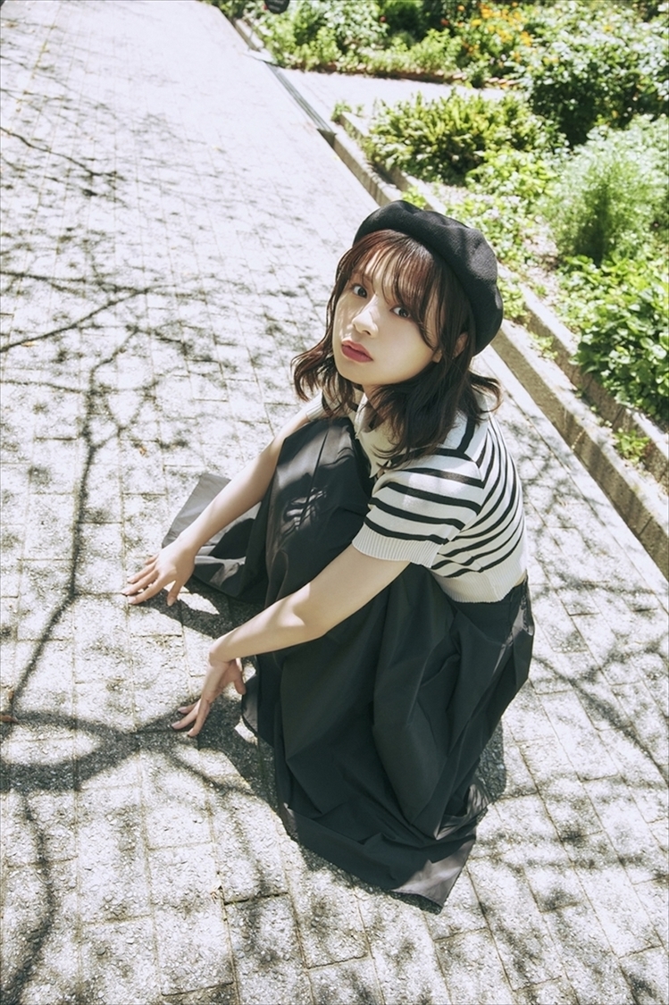 『NGT48 本間日陽 2nd 写真集 陽射し色』より（©️KADOKAWA ©︎Flora 撮影：You Ishii）