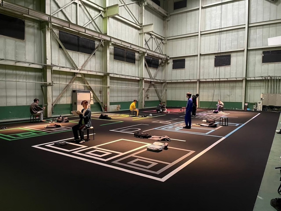 ©2024映画『ある閉ざされた雪の山荘で』製作委員会  ©東野圭吾／講談社