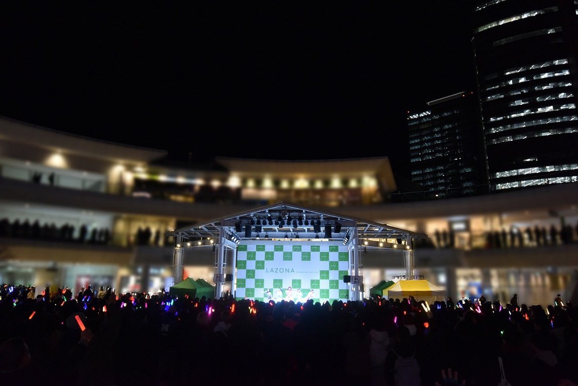 超ときめき♡宣伝部＜『ときめく恋と青春』リリース記念イベント＞ラゾーナ川崎 ルーファ広場（2024年1月24日）