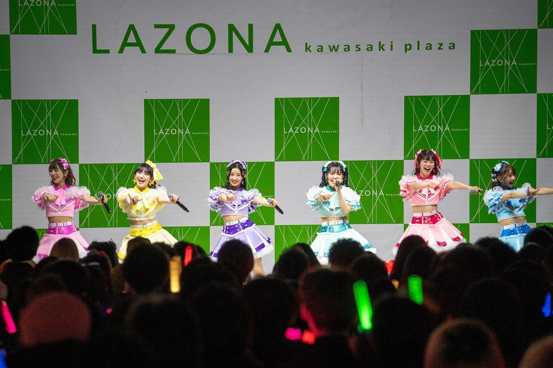 超ときめき♡宣伝部＜『ときめく恋と青春』リリース記念イベント＞ラゾーナ川崎 ルーファ広場（2024年1月24日）