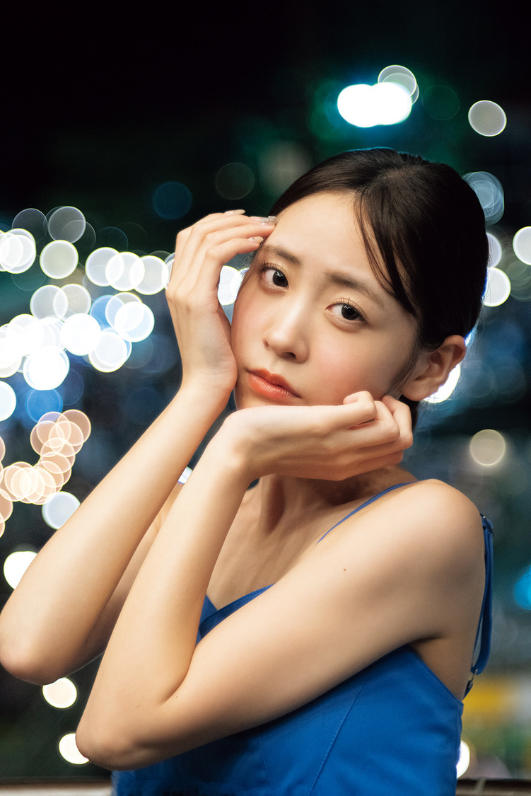 『櫻井優衣1st写真集 YUi』新規カット（撮影：佐藤佑一）