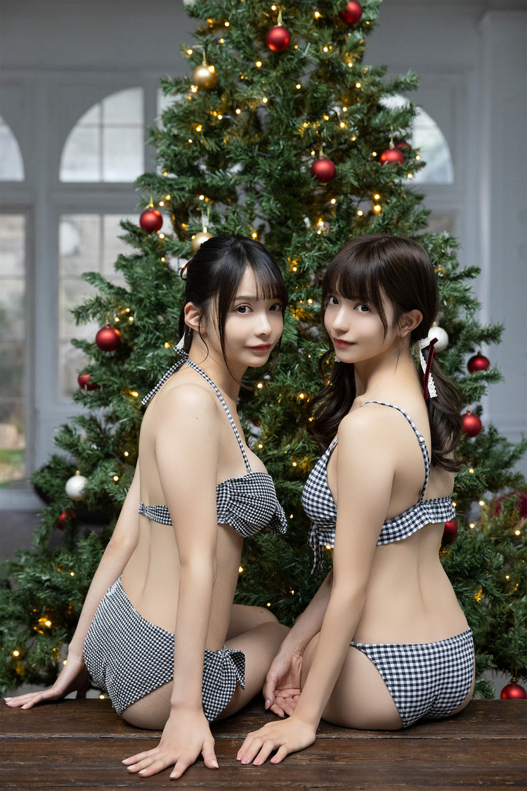 『SPA!デジタル写真集　森ふう花・柊きき「双子の秘め事」』より