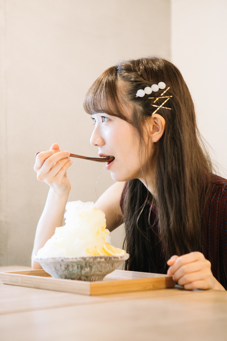 江嶋綾恵梨（26時のマスカレイド）｜東京・世田谷『松﨑煎餅 松陰神社前店』