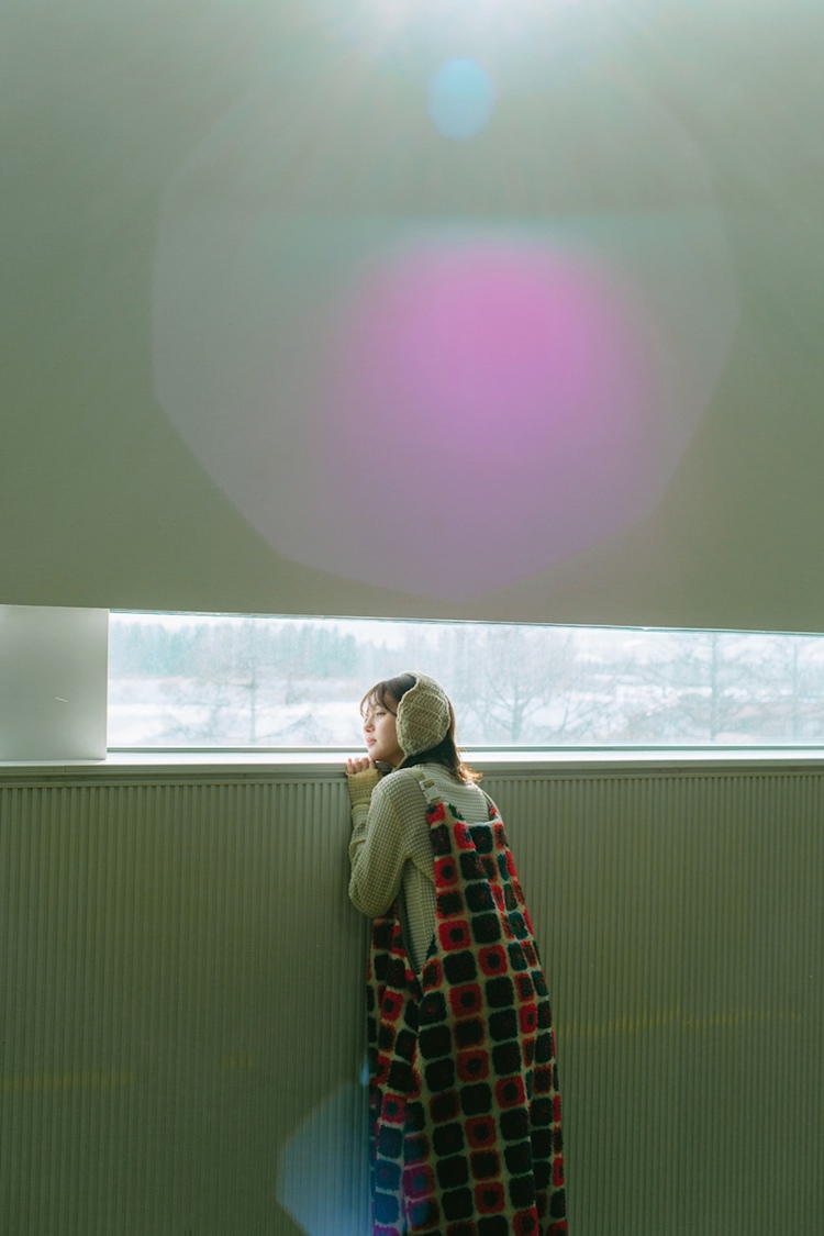 市川美織 2nd写真集『タイトル未定』(©川島小鳥／玄光社)