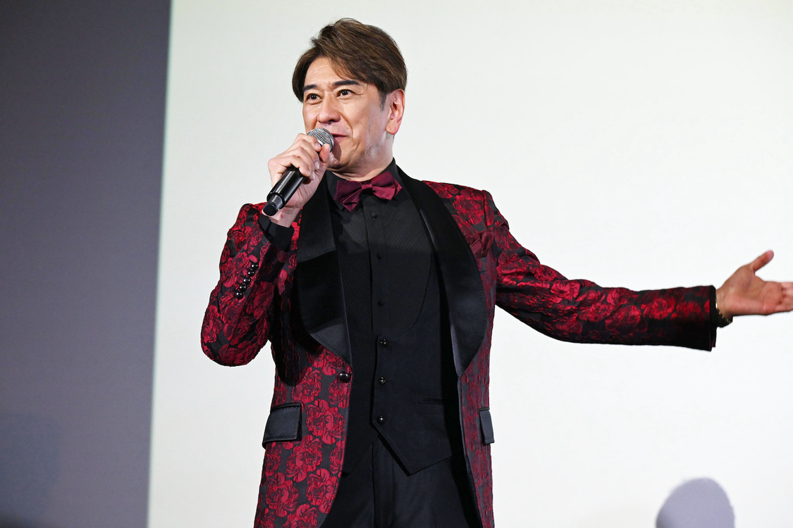 ＜映画『コーヒーはホワイトで』舞台挨拶＞（2024年2月17日／©️映画「コーヒーはホワイトで」製作委員会）