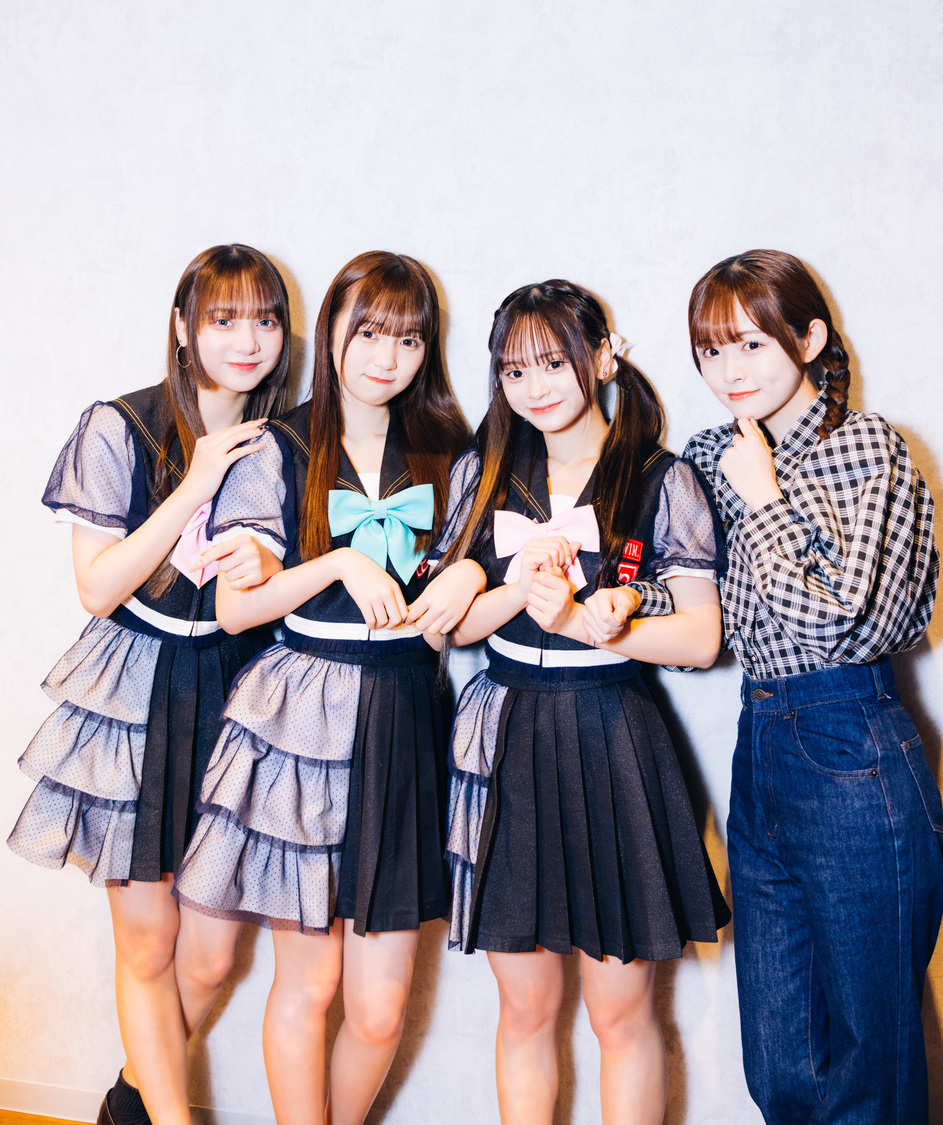 左から、吉田羽花、吉田佳音、戸田梨杏、三好佑季