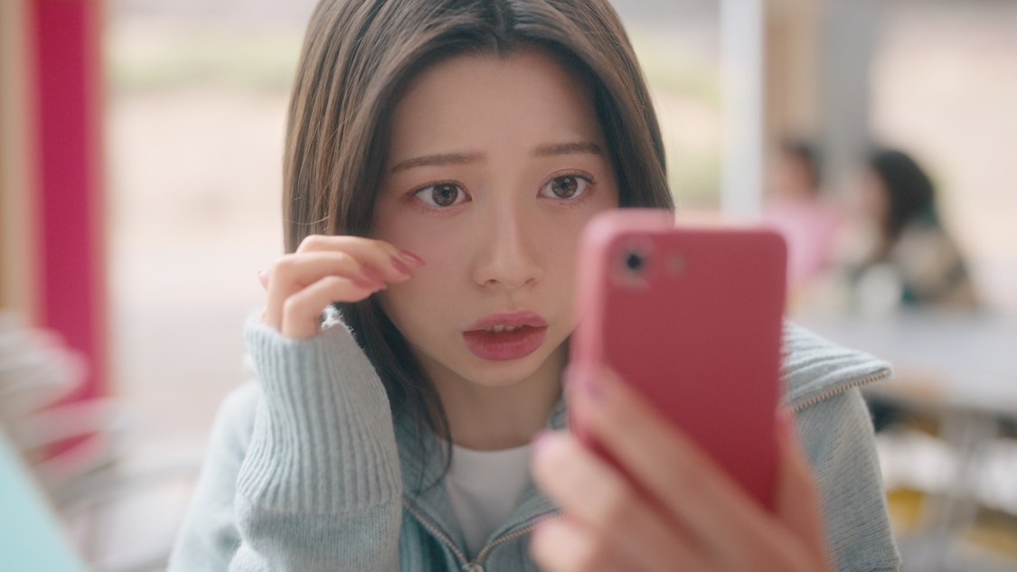 『ホットペッパービューティー』新CM「夢みたいなクーポン」篇より