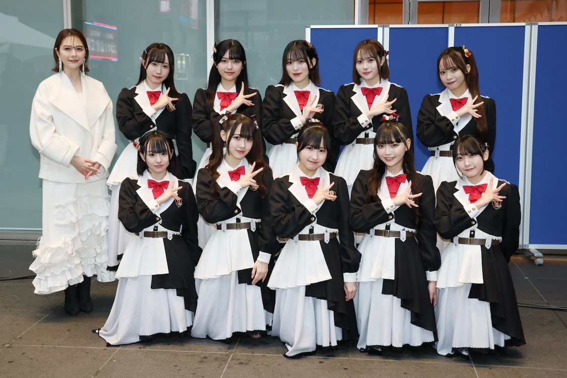 高嶺のなでしこ＜メジャーデビューリリースイベント＞東急歌舞伎町タワー屋外ステージ（2024年2月21日）