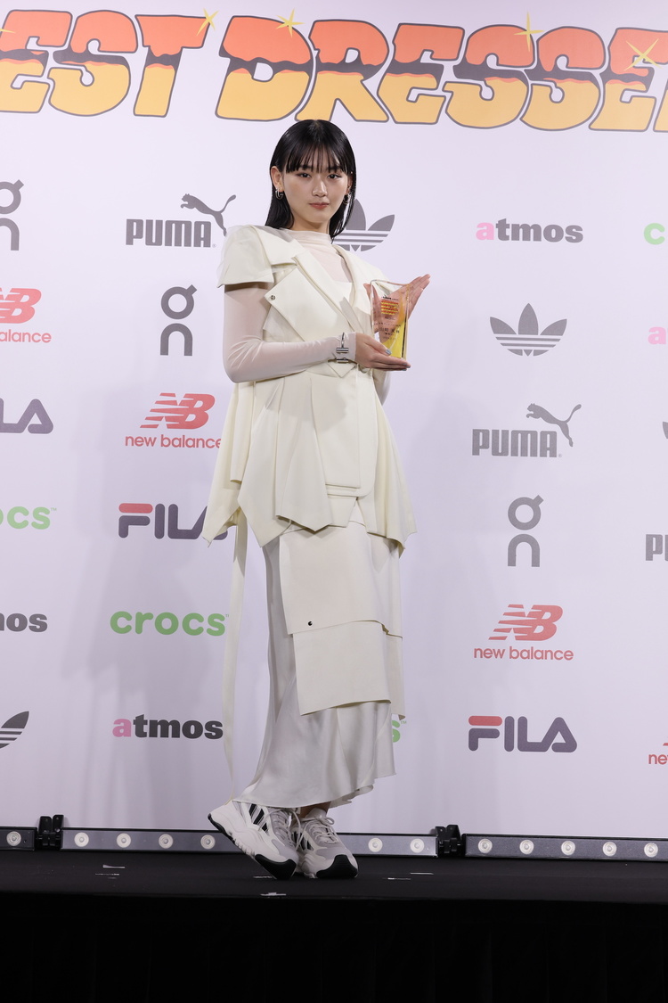 山﨑天（櫻坂46）＜atmos presents SNEAKER BEST DRESSER AWARD（スニーカーベストドレッサー賞）2024授賞式・記者発表会＞AOYAMA GRAND HALL（2024年2月22日）