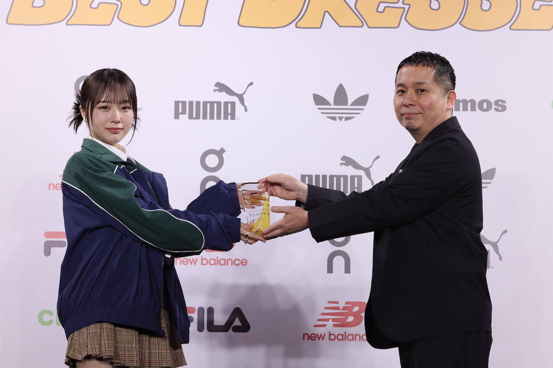 なえなの＜atmos presents SNEAKER BEST DRESSER AWARD（スニーカーベストドレッサー賞）2024授賞式・記者発表会＞AOYAMA GRAND HALL（2024年2月22日）