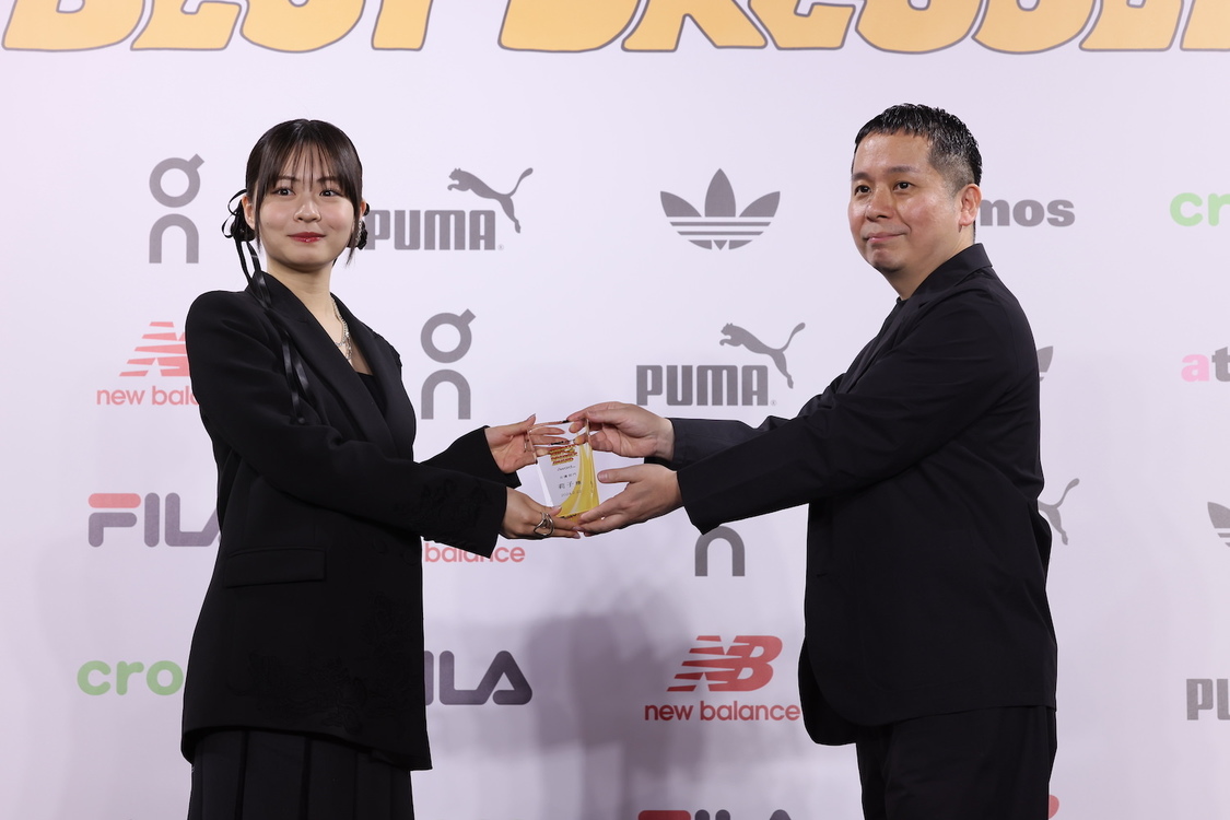 莉子＜atmos presents SNEAKER BEST DRESSER AWARD（スニーカーベストドレッサー賞）2024授賞式・記者発表会＞AOYAMA GRAND HALL（2024年2月22日）