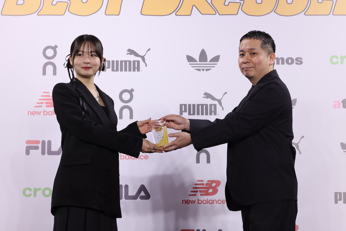 莉子＜atmos presents SNEAKER BEST DRESSER AWARD（スニーカーベストドレッサー賞）2024授賞式・記者発表会＞AOYAMA GRAND HALL（2024年2月22日）