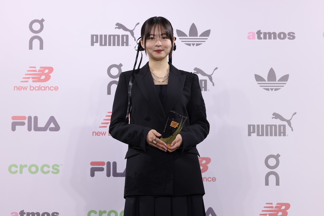 莉子＜atmos presents SNEAKER BEST DRESSER AWARD（スニーカーベストドレッサー賞）2024授賞式・記者発表会＞AOYAMA GRAND HALL（2024年2月22日）
