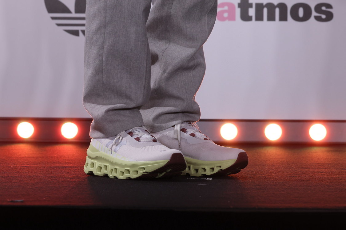 imase＜atmos presents SNEAKER BEST DRESSER AWARD（スニーカーベストドレッサー賞）2024授賞式・記者発表会＞AOYAMA GRAND HALL（2024年2月22日）