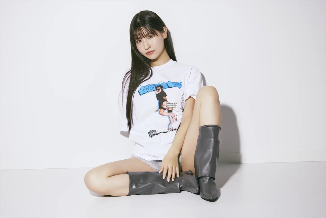 【SAKURA MOMO】PHOTO TEE