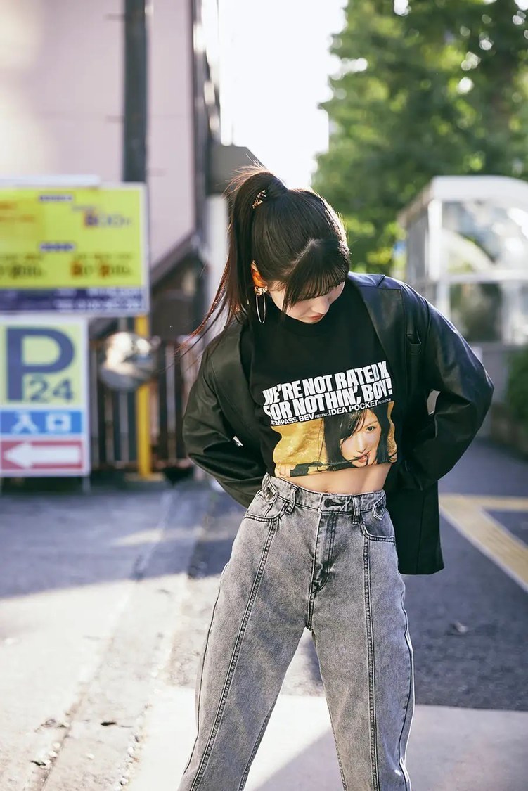 【SAKURA MOMO】THE EVIL PEACH PIE TEE