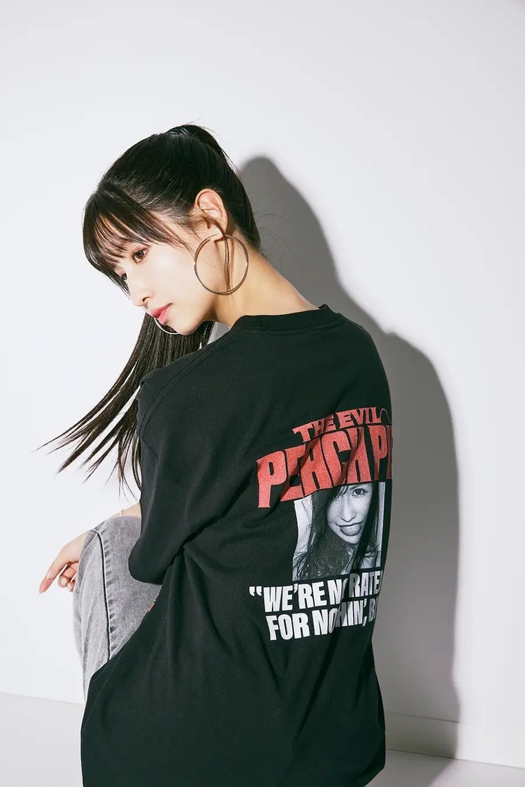 📸 画像：【SAKURA MOMO】PHOTO TEE｜セクシー女優・桜空もも