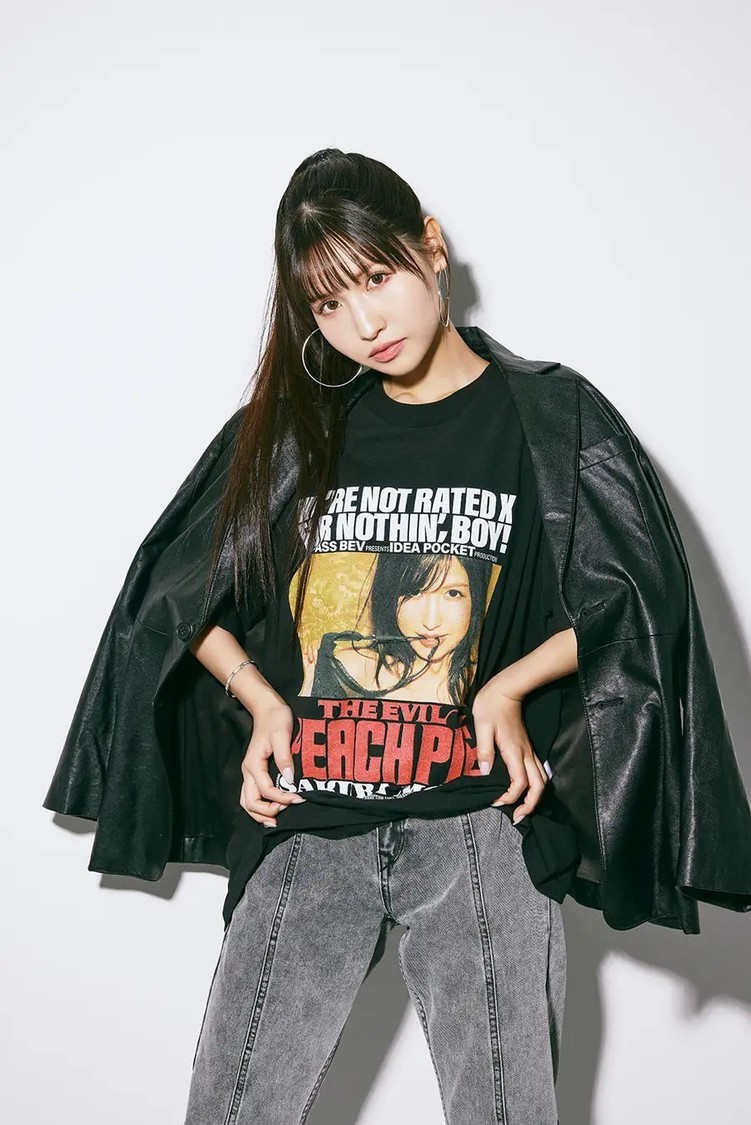 【SAKURA MOMO】THE EVIL PEACH PIE TEE