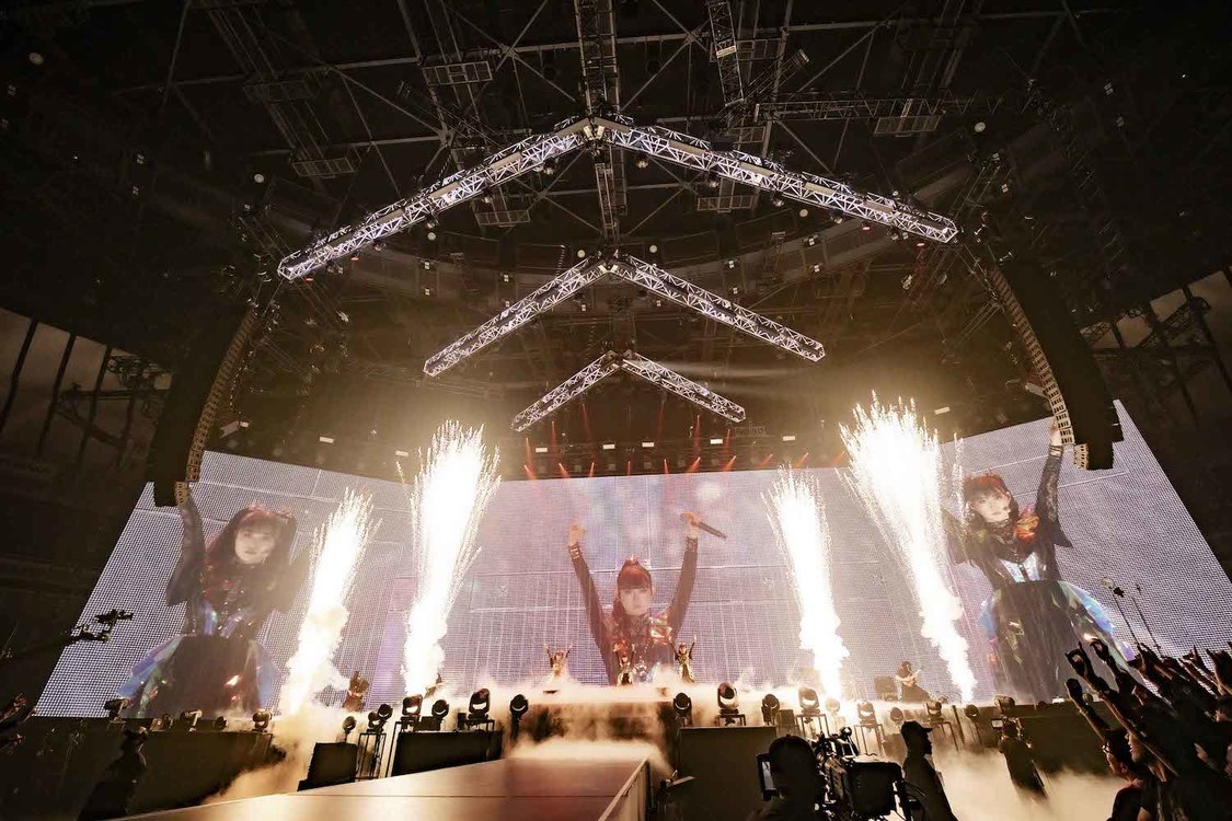 ＜BABYMETAL WORLD TOUR 2023 - 2024 LEGEND - MM＞横浜アリーナ（2024年3月2日／撮影：Taku Fujii）