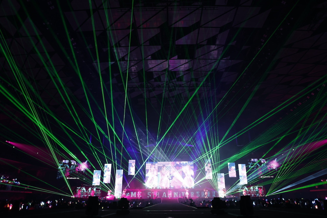 ＜≠ME 5th ANNIVERSARY PREMIUM CONCERT＞武蔵野の森総合スポーツプラザ メインアリーナ（2024年3月3日／©️YOANI）