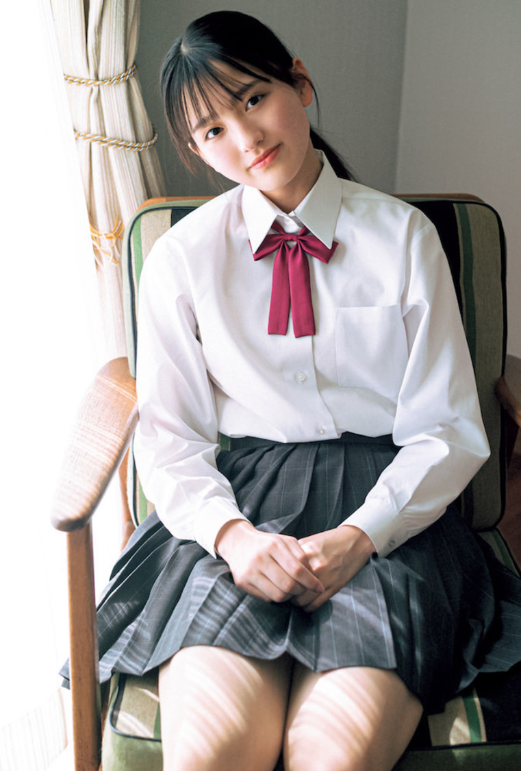 『B.L.T.graduation2024中学卒業』セブンネットショッピング購入特典ポストカード【入江日奈子】