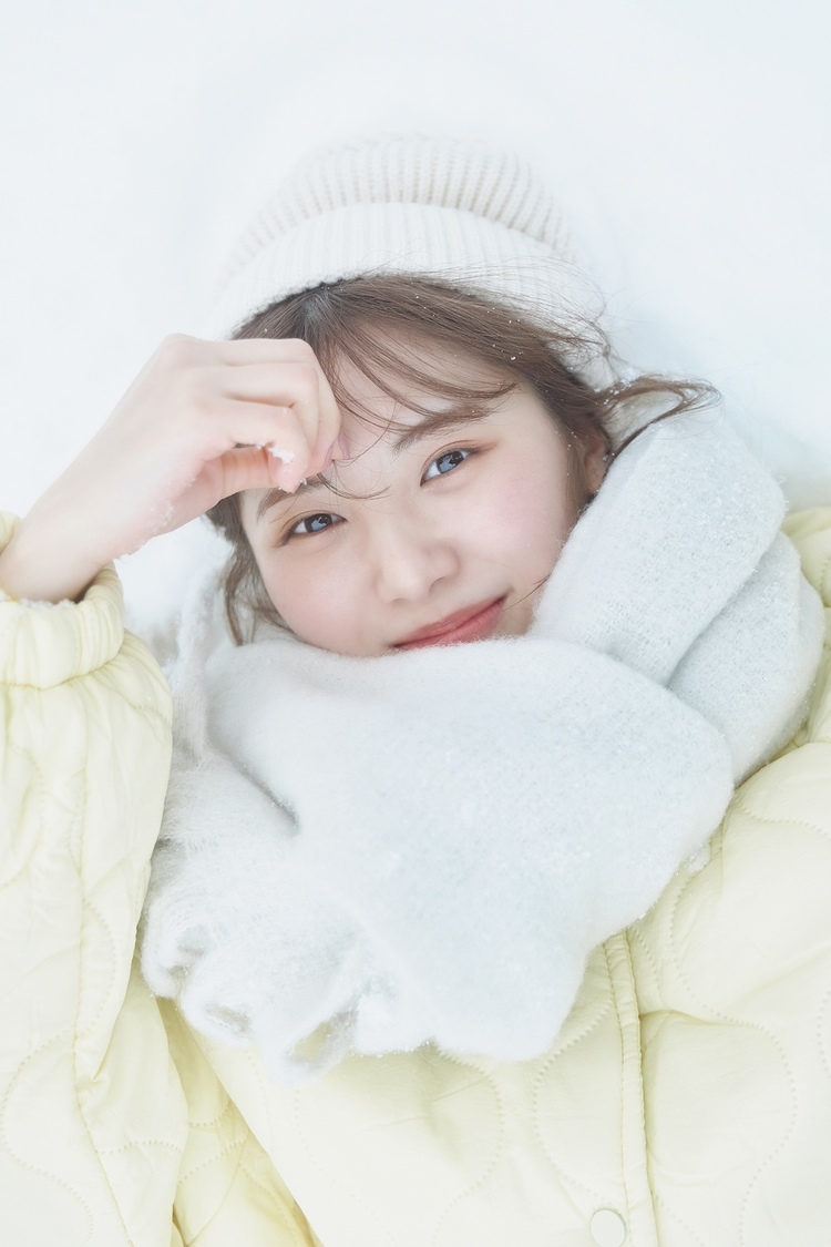 SKE48 菅原茉椰 1st写真集『タイトル未定（仮）』HMV版（撮影：藤原宏）