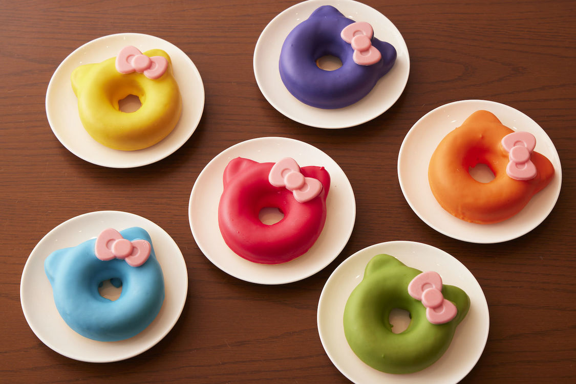 カラフルなドーナツも登場（© 2024 SANRIO CO.,LTD. 著作(株)サンリオ）