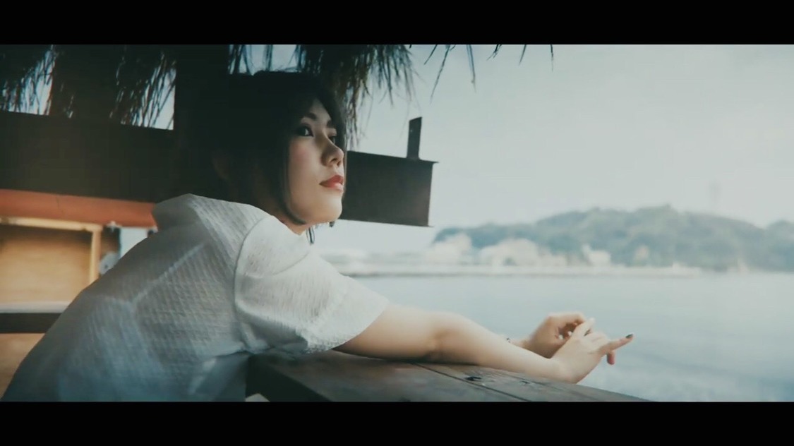 ナナイロ「サマーガール」MVより