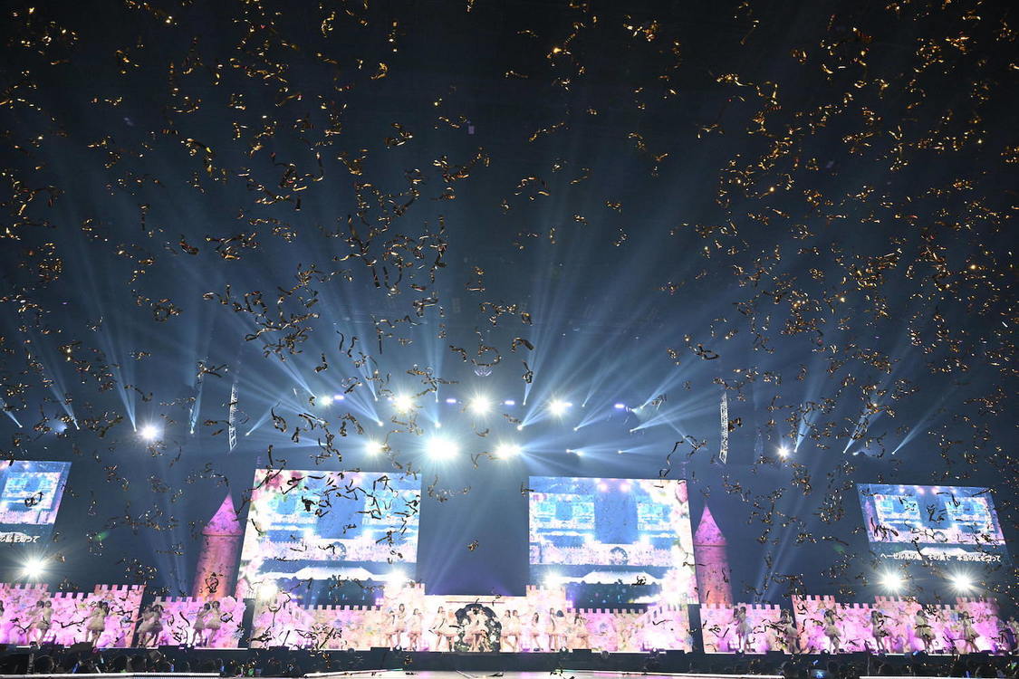 ＜AKB48春コンサート 2024 in ぴあアリーナMM 柏木由紀卒業コンサート〜17年間、歩いて来たこの道〜＞ぴあアリーナMM（2024年3月16日／©AKB48）