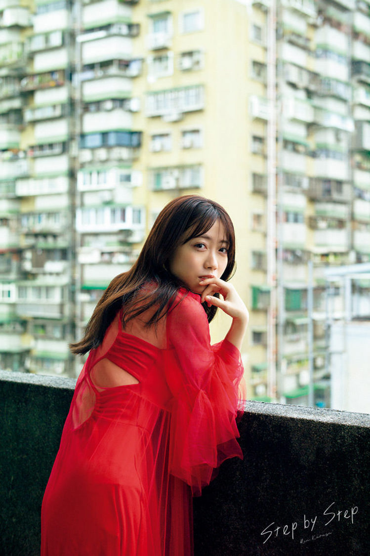 『来栖りん写真集 step by step』掲載カット（撮影：細居幸次郎）