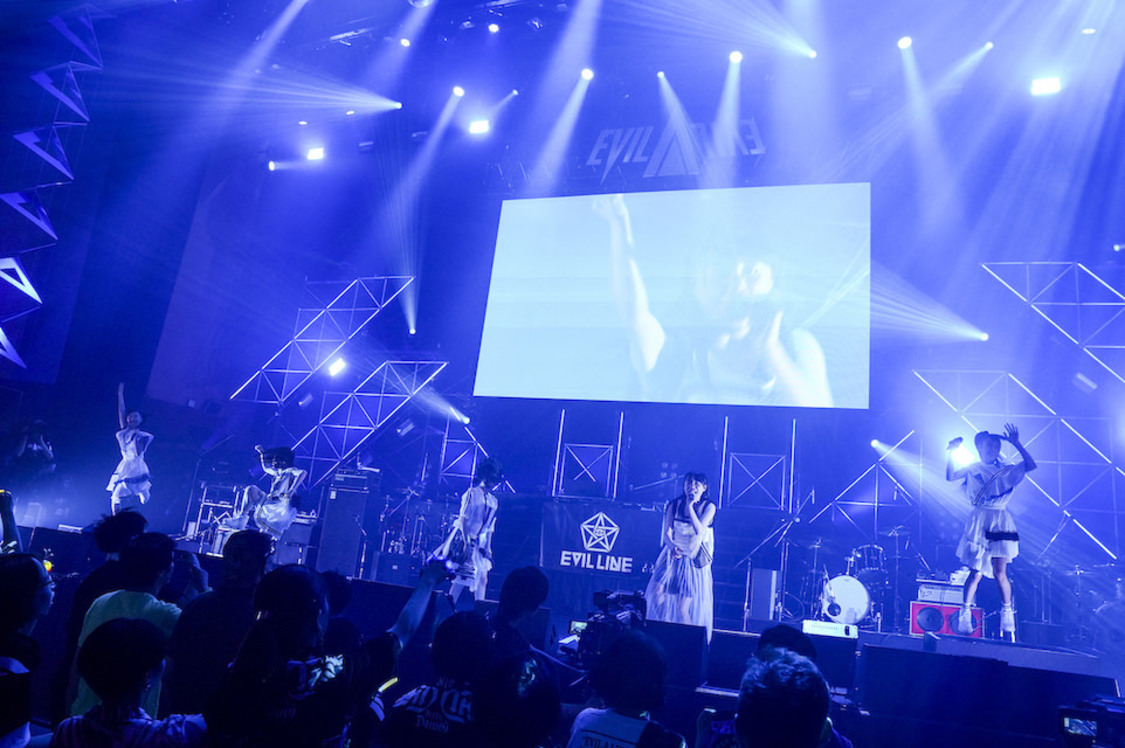 B.O.L.T｜＜EVIL LINE RECORDS 5th Anniversary FES.“EVIL A LIVE” 2019＞（写真提供：キングレコード）