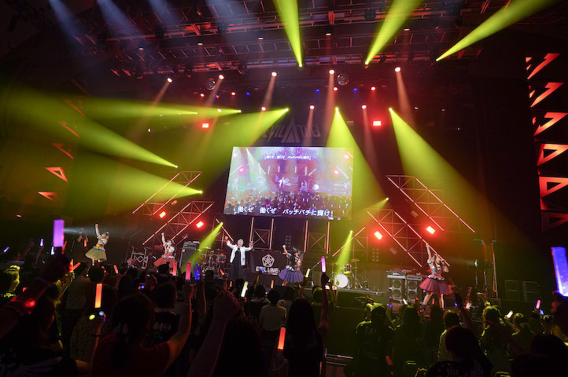 ももいろクローバーZ｜＜EVIL LINE RECORDS 5th Anniversary FES.“EVIL A LIVE” 2019＞（写真提供：キングレコード）