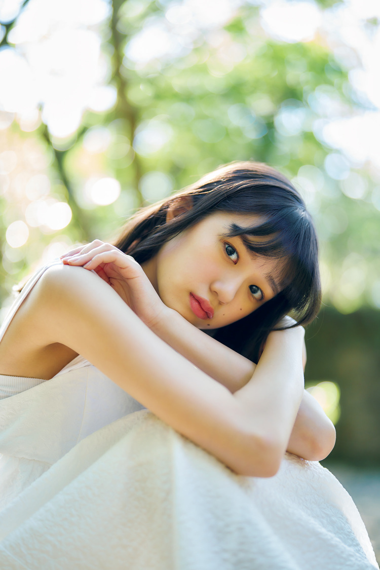 小久保柚乃 1st写真集『こくぼづかん』（Ⓒ中村和孝／小学館）