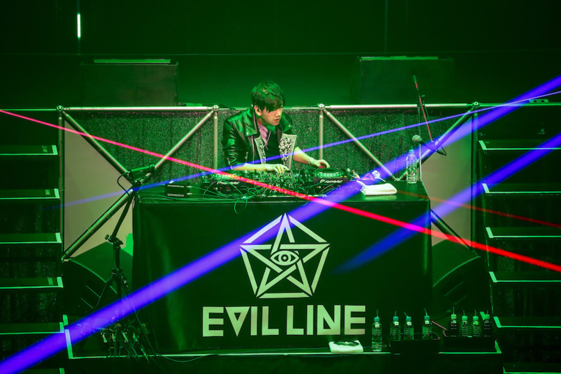 TeddyLoid｜＜EVIL LINE RECORDS 5th Anniversary FES.“EVIL A LIVE” 2019＞（写真提供：キングレコード）