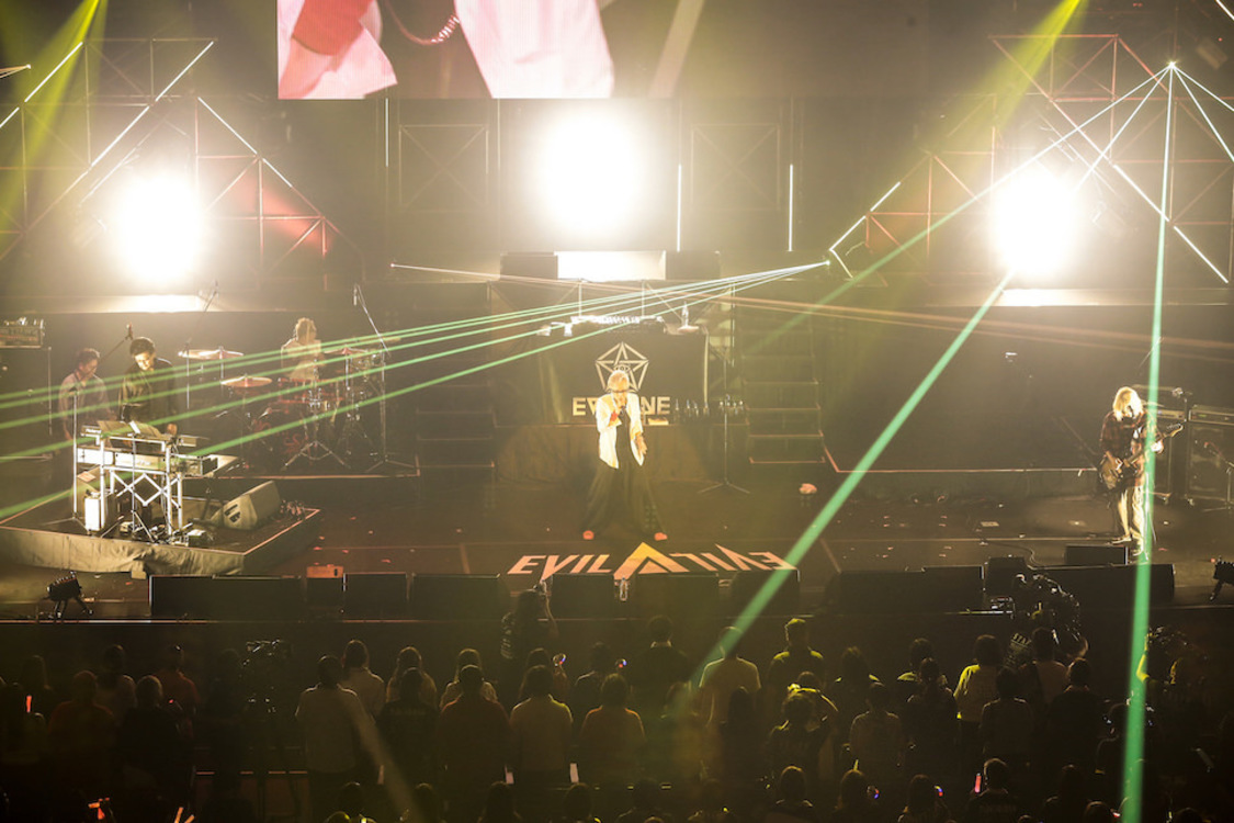 特撮｜＜EVIL LINE RECORDS 5th Anniversary FES.“EVIL A LIVE” 2019＞（写真提供：キングレコード）