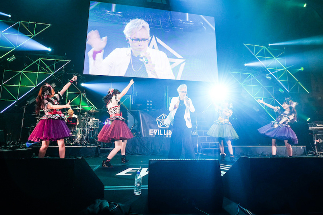 特撮×ももいろクローバーZ｜＜EVIL LINE RECORDS 5th Anniversary FES.“EVIL A LIVE” 2019＞（写真提供：キングレコード）