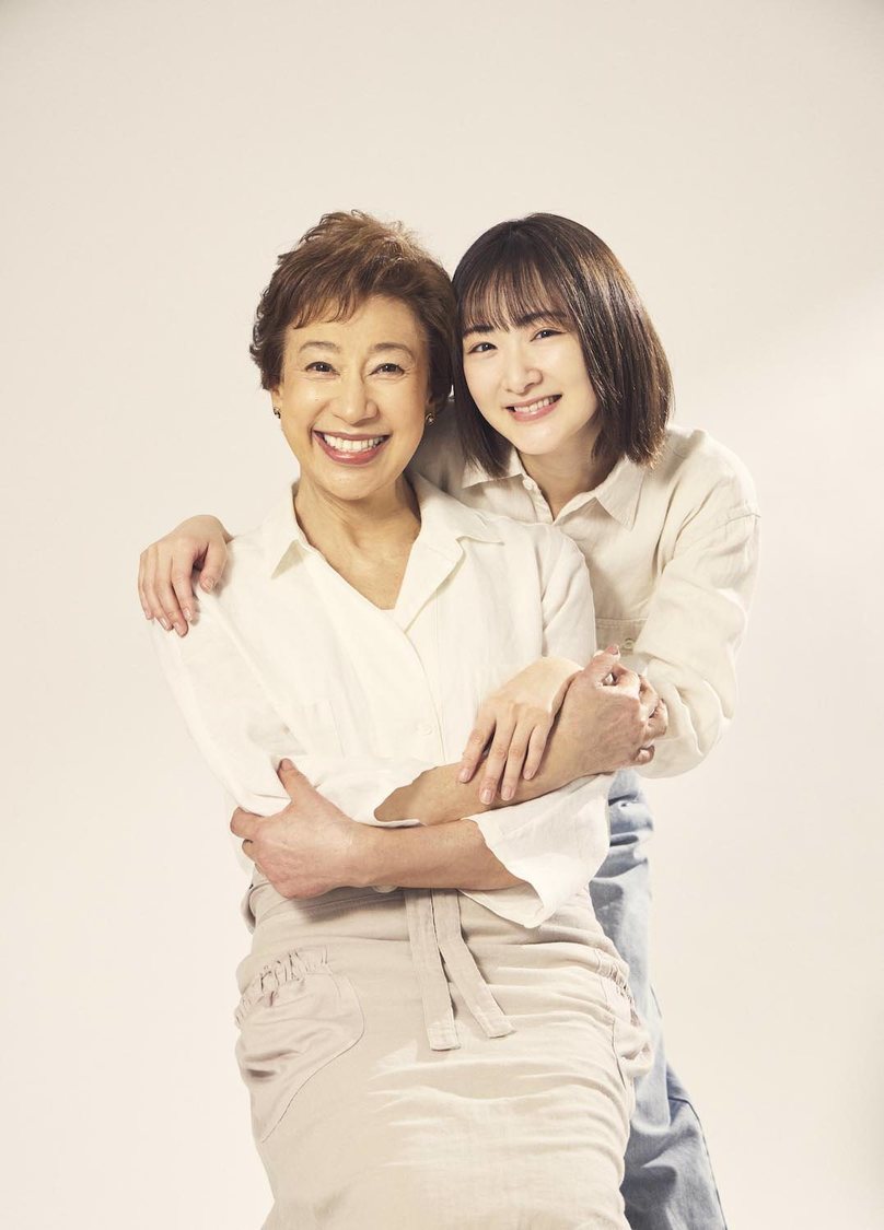 前田美波里、生駒里奈