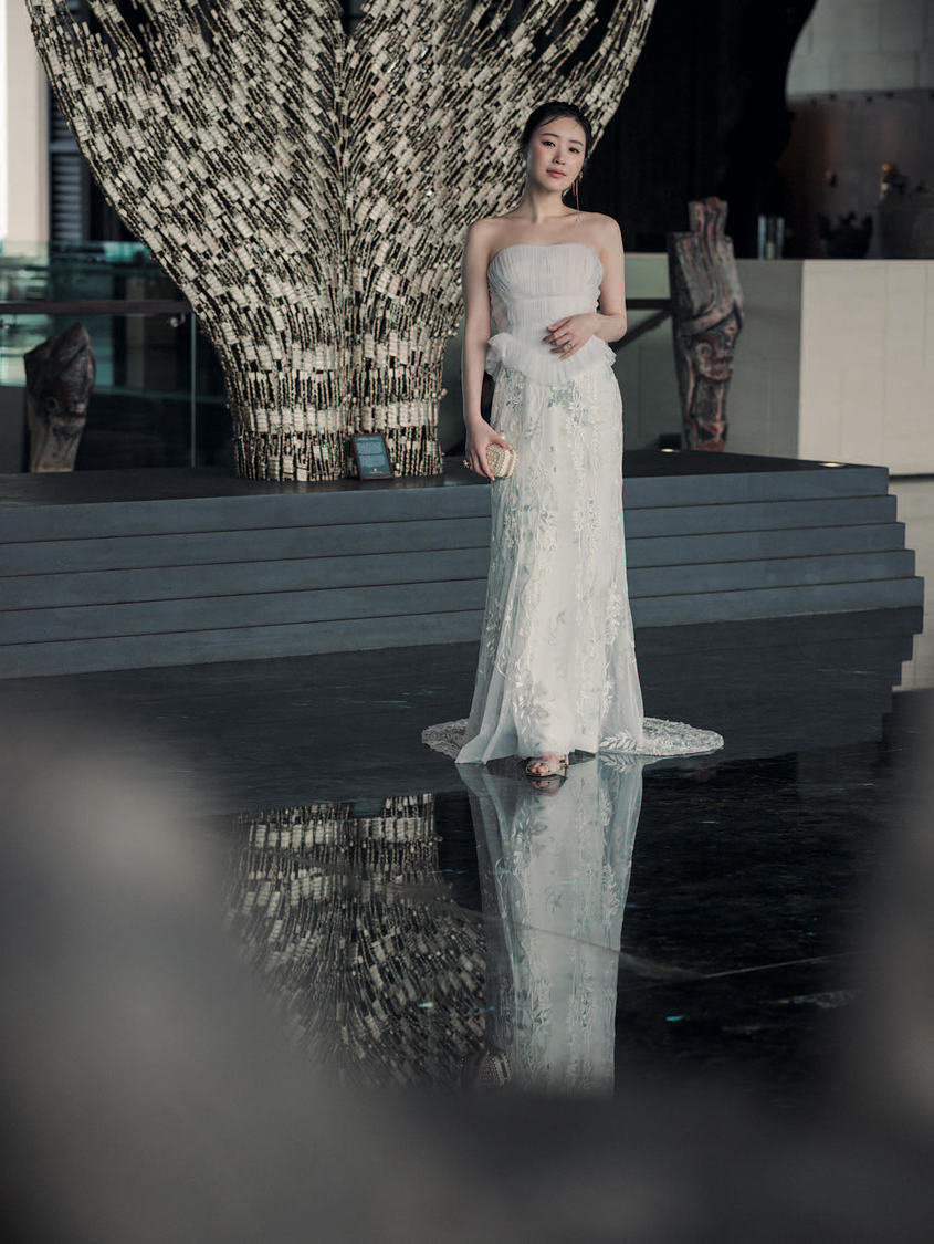 高山一実『ゼクシィ海外ウエディング 2024Summer&Autumn』アザーカット