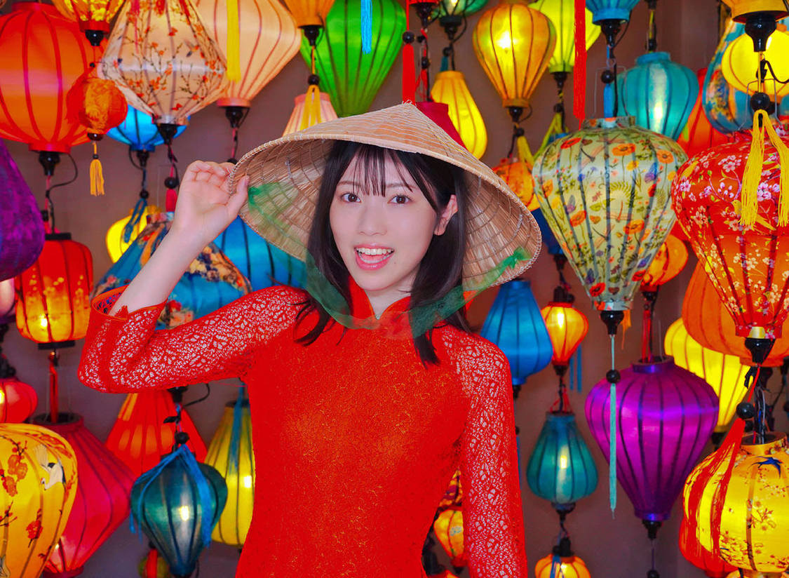 『声優 石原夏織 1st写真集 タイトル未定』（撮影：木村智哉）